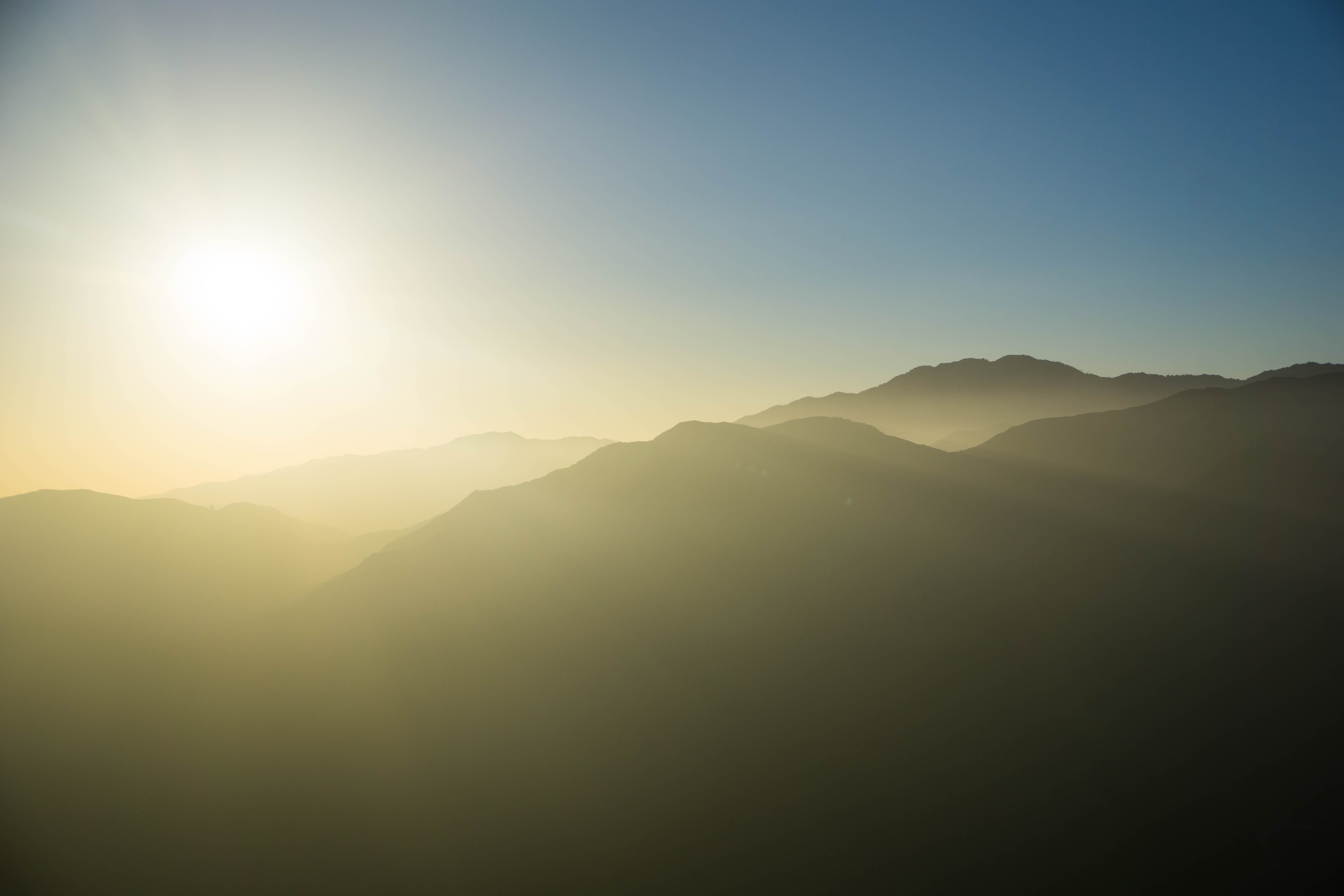 Levanto os meus olhos para os montes